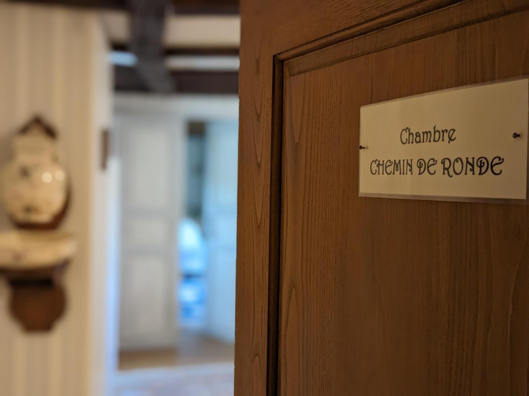 Chateau De Vassinhac Chambres D'Hotes Collonges La Rouge Oda fotoğraf